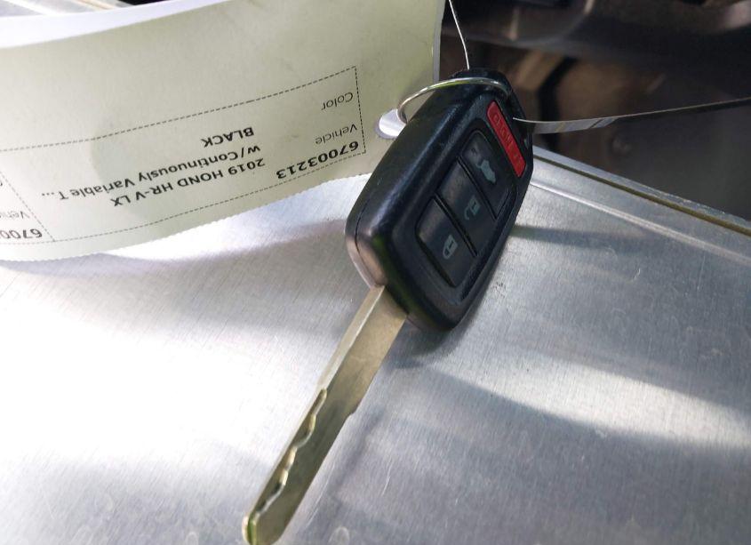 Photo 11 of 2019 Honda Hr-v LX (VIN 3CZRU5H33KG704290)