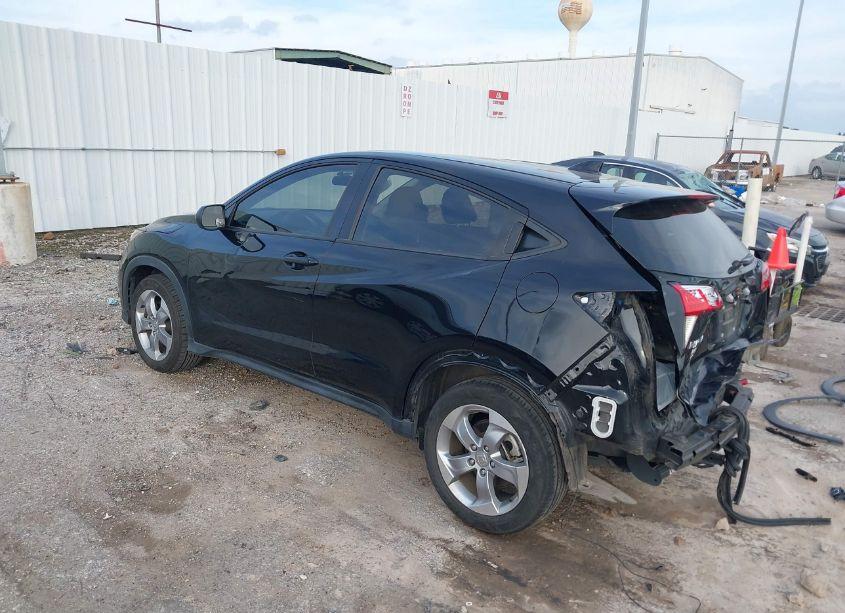 Photo 3 of 2019 Honda Hr-v LX (VIN 3CZRU5H33KG704290)