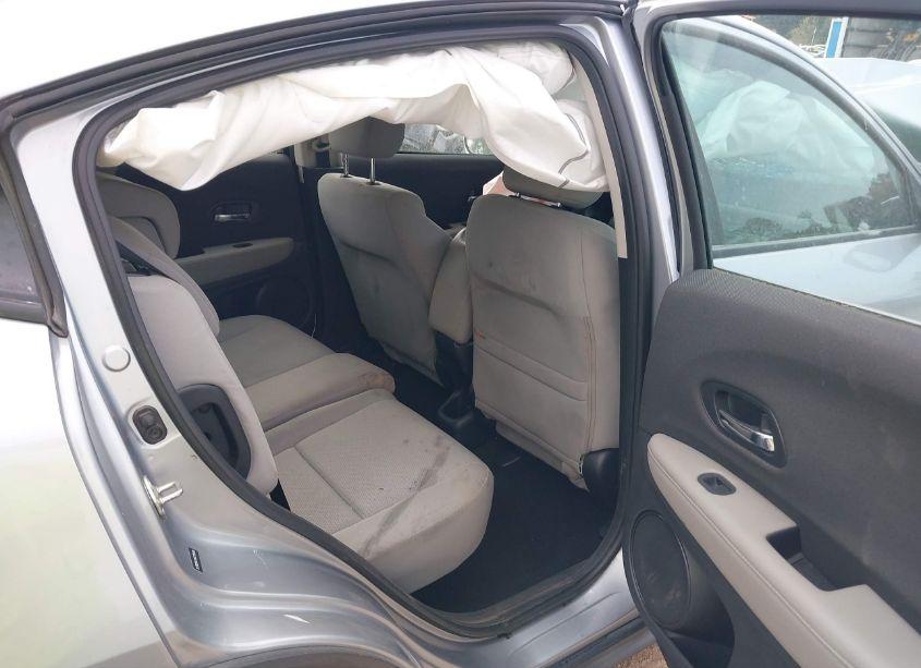 Photo 8 of 2019 Honda Hr-v LX (VIN 3CZRU5H33KG715838)