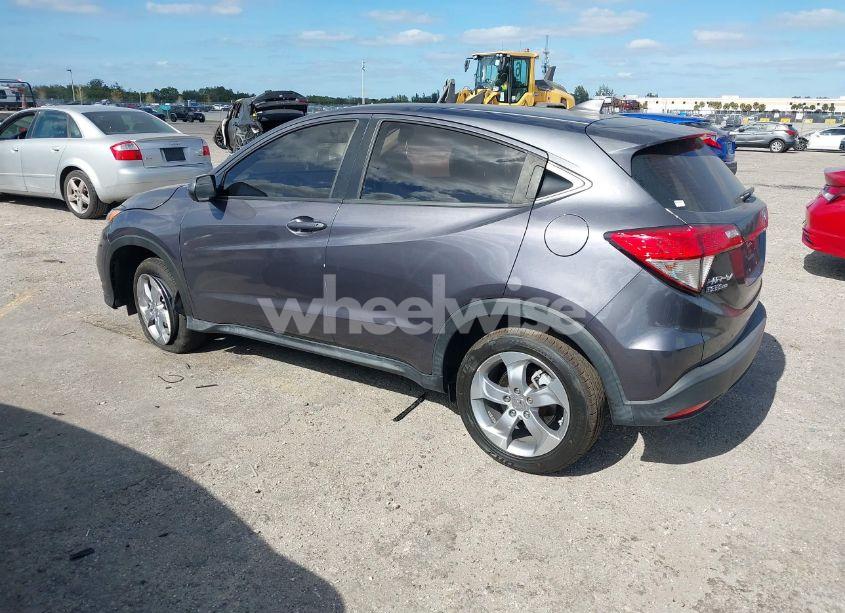 Photo 3 of 2019 Honda Hr-v LX (VIN 3CZRU5H33KM728820)