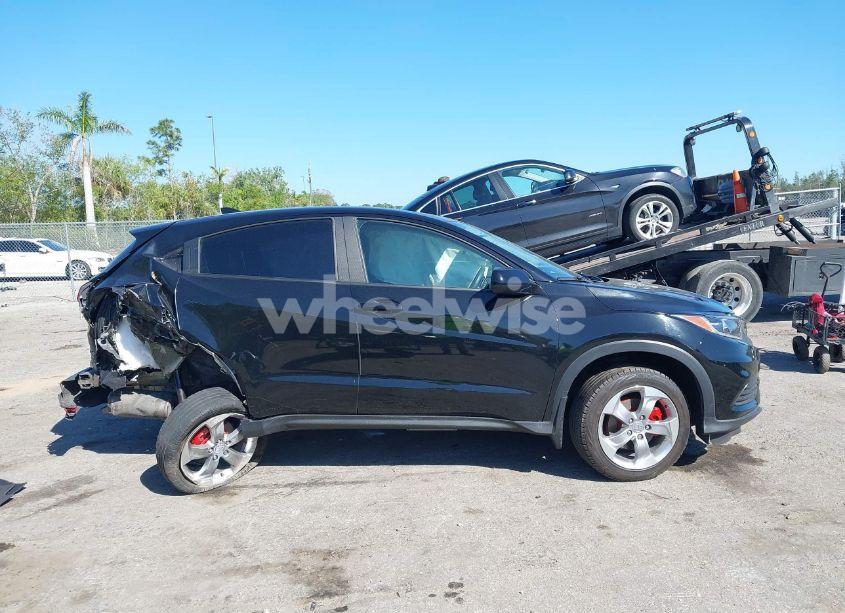 Photo 13 of 2021 Honda Hr-v 2WD LX (VIN 3CZRU5H33MM726939)