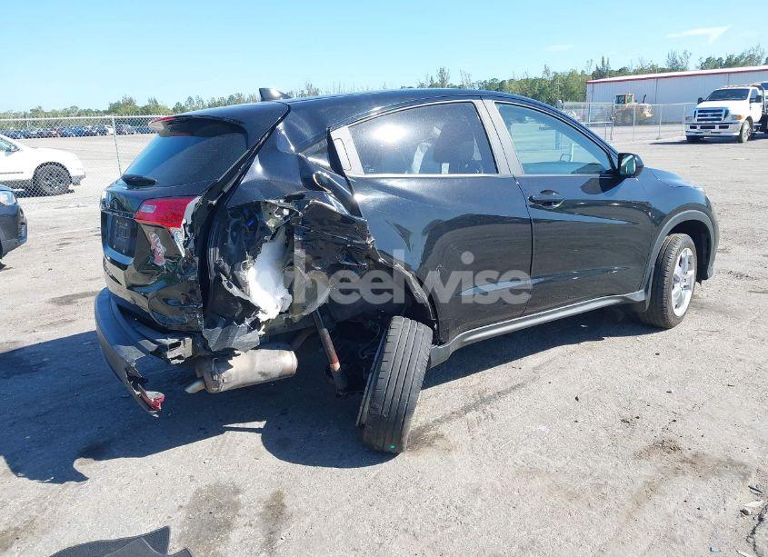 Photo 4 of 2021 Honda Hr-v 2WD LX (VIN 3CZRU5H33MM726939)