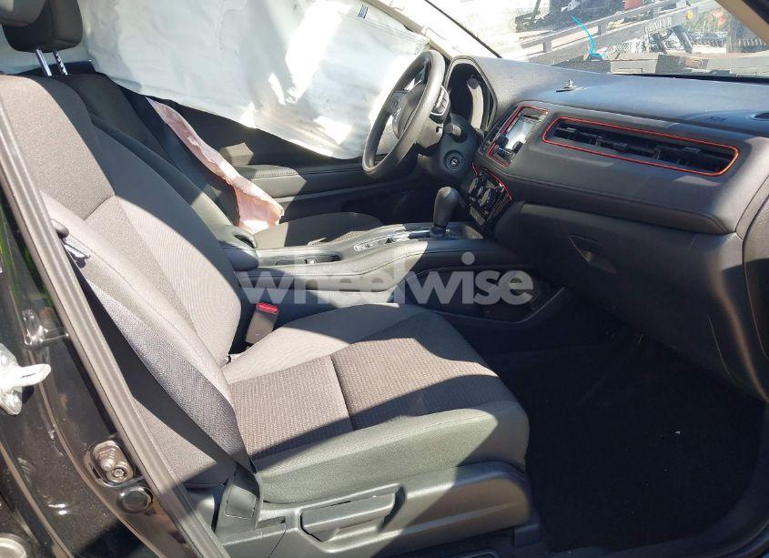 Photo 5 of 2021 Honda Hr-v 2WD LX (VIN 3CZRU5H33MM726939)