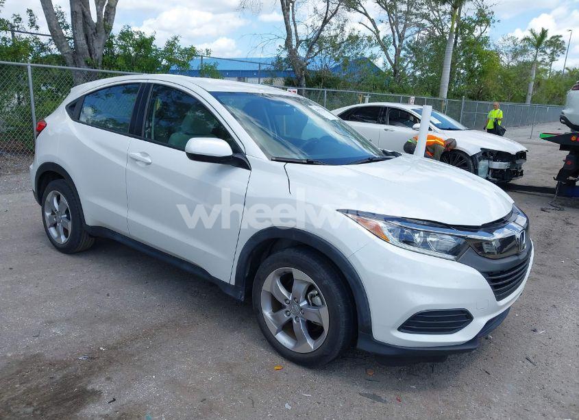 2021 Honda Hr-v 2WD LX (VIN 3CZRU5H33MM728433) main photo