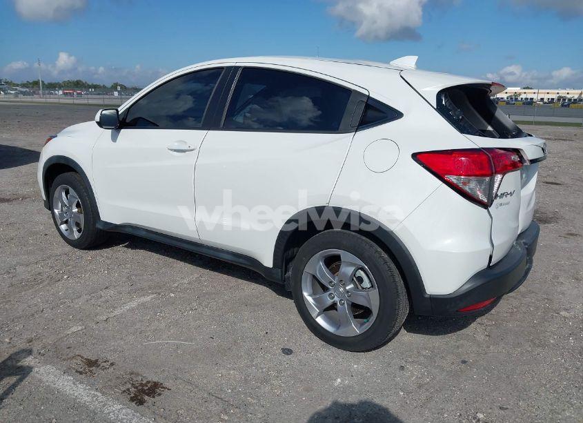 Photo 3 of 2022 Honda Hr-v 2WD LX (VIN 3CZRU5H33NM704232)