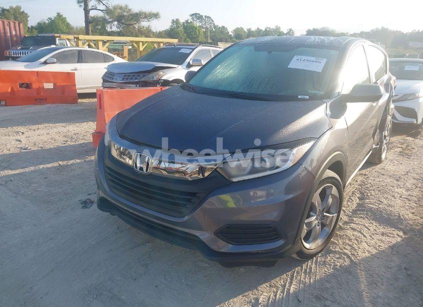 Photo 2 of 2022 Honda Hr-v 2WD LX (VIN 3CZRU5H33NM706885)