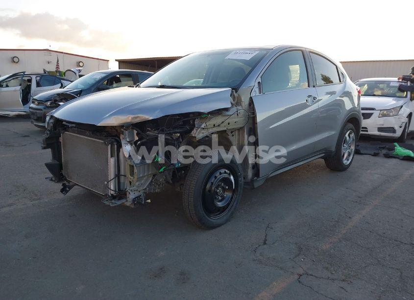 Photo 2 of 2022 Honda Hr-v 2WD LX (VIN 3CZRU5H33NM716235)