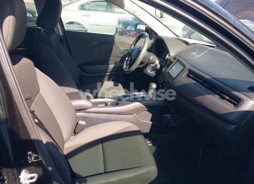 Photo 5 of 2022 Honda Hr-v 2WD LX (VIN 3CZRU5H33NM717434)