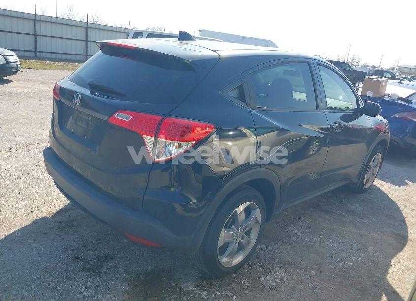 Photo 4 of 2022 Honda Hr-v 2WD LX (VIN 3CZRU5H33NM739630)