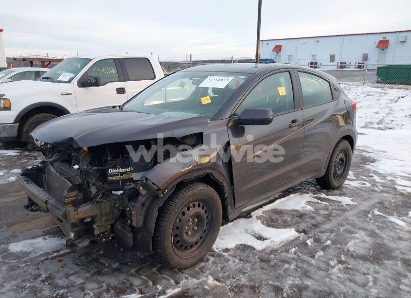 Photo 2 of 2017 Honda Hr-v LX (VIN 3CZRU5H34HM701781)