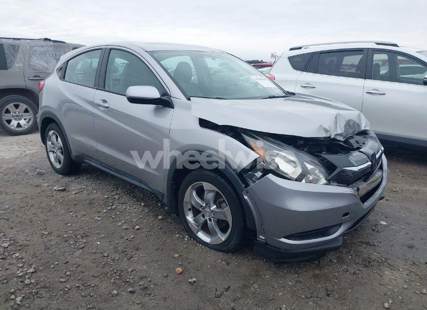 2017 Honda Hr-v LX (VIN 3CZRU5H34HM717334) main photo