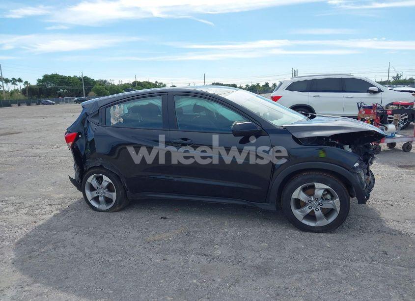 Photo 13 of 2019 Honda Hr-v LX (VIN 3CZRU5H34KG712382)