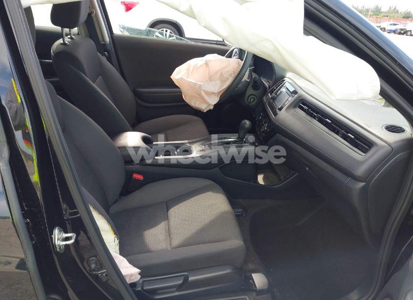 Photo 5 of 2019 Honda Hr-v LX (VIN 3CZRU5H34KG712382)