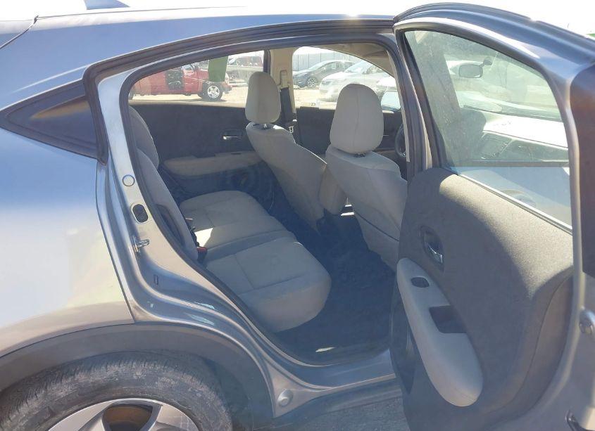 Photo 8 of 2020 Honda Hr-v 2WD LX (VIN 3CZRU5H34LM714121)