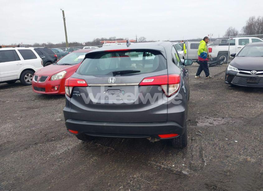 Photo 16 of 2022 Honda Hr-v 2WD LX (VIN 3CZRU5H34NM707365)