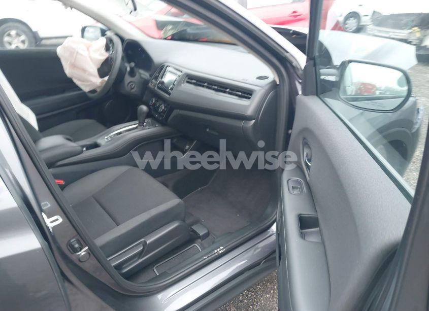 Photo 5 of 2022 Honda Hr-v 2WD LX (VIN 3CZRU5H34NM707365)