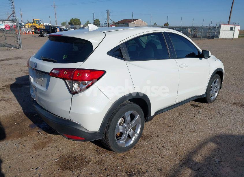 Photo 4 of 2022 Honda Hr-v 2WD LX (VIN 3CZRU5H34NM708919)