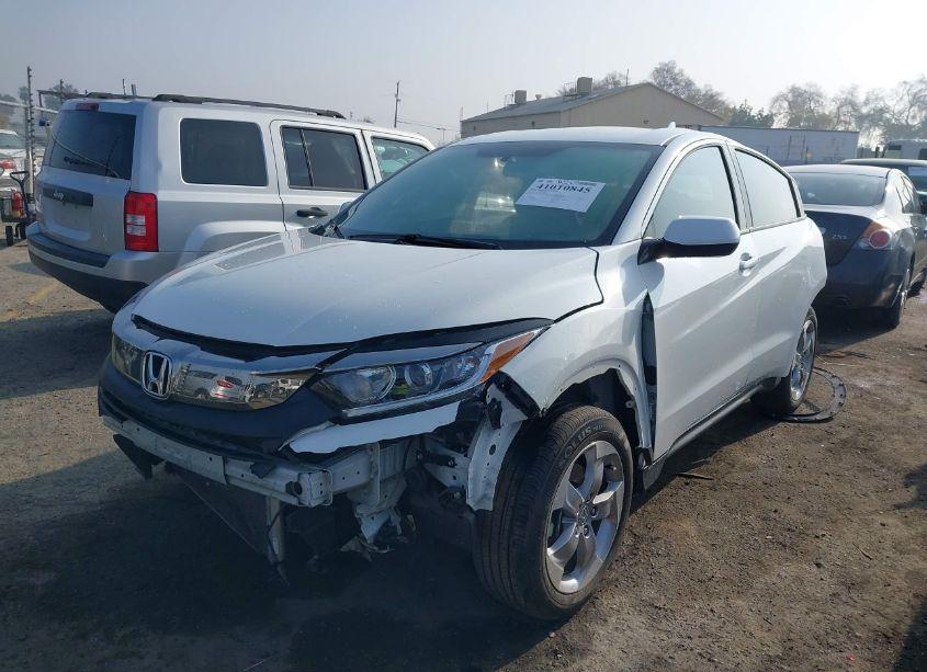 Photo 2 of 2022 Honda Hr-v 2WD LX (VIN 3CZRU5H34NM721153)