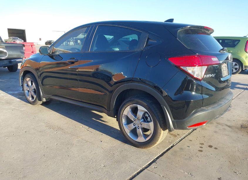 Photo 3 of 2022 Honda Hr-v 2WD LX (VIN 3CZRU5H34NM728507)