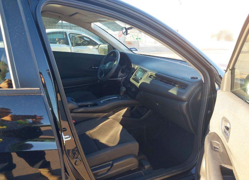 Photo 5 of 2022 Honda Hr-v 2WD LX (VIN 3CZRU5H34NM728507)