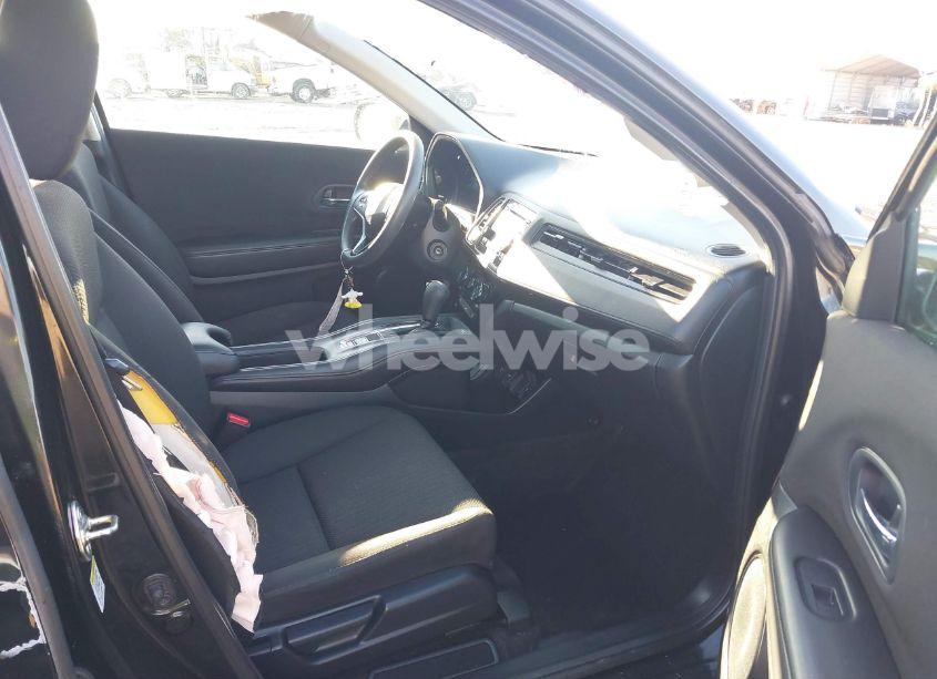 Photo 5 of 2016 Honda Hr-v LX (VIN 3CZRU5H35GM714893)