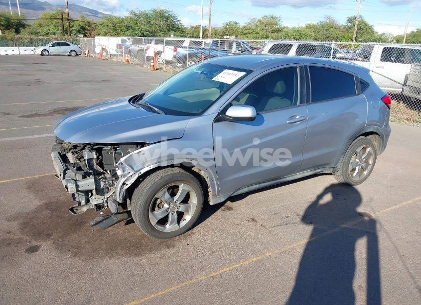 Photo 2 of 2017 Honda Hr-v LX (VIN 3CZRU5H35HM704592)