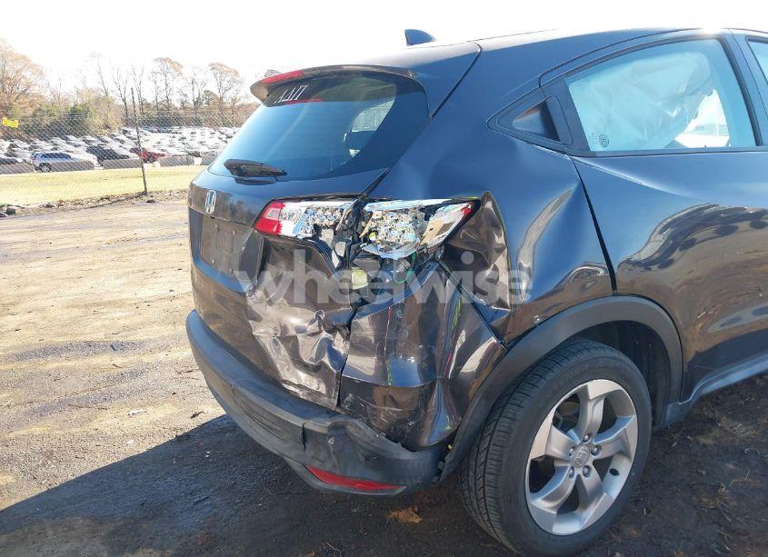 Photo 6 of 2018 Honda Hr-v LX (VIN 3CZRU5H35JM718398)