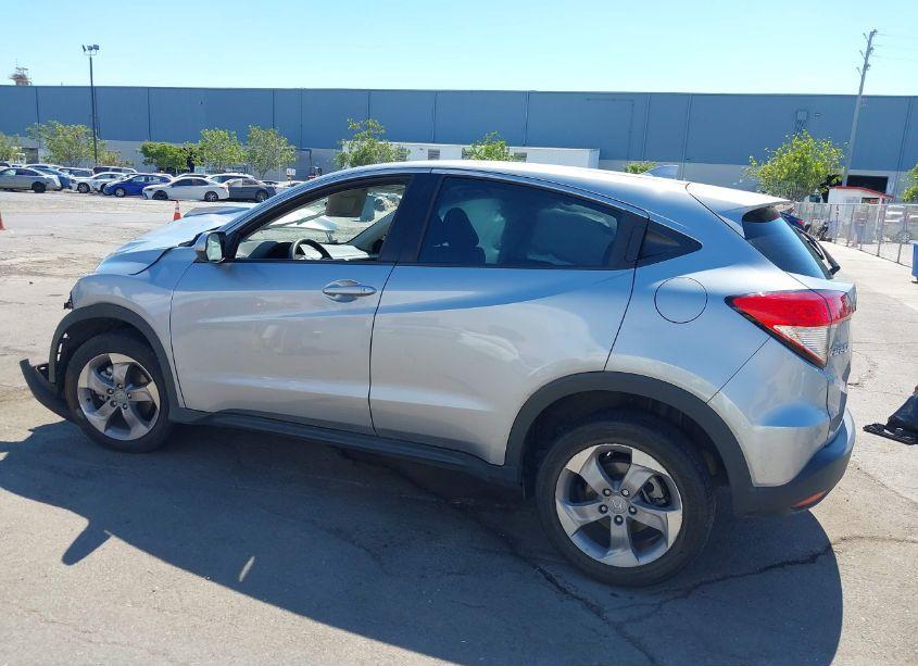 Photo 15 of 2019 Honda Hr-v LX (VIN 3CZRU5H35KM724395)