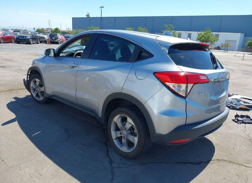 Photo 3 of 2019 Honda Hr-v LX (VIN 3CZRU5H35KM724395)