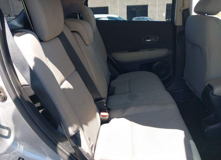 Photo 8 of 2019 Honda Hr-v LX (VIN 3CZRU5H35KM724395)