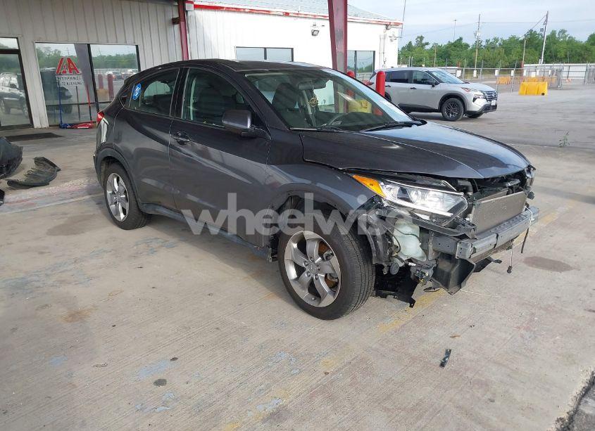2020 Honda Hr-v 2WD LX (VIN 3CZRU5H35LM708117) main photo