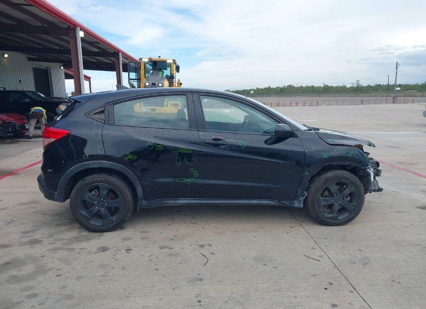 Photo 13 of 2017 Honda Hr-v LX (VIN 3CZRU5H36HG702039)