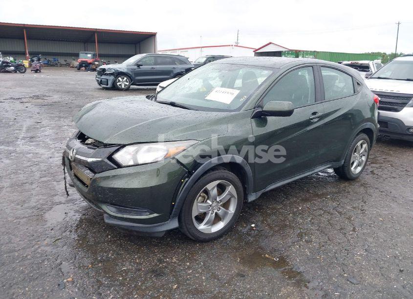 Photo 2 of 2017 Honda Hr-v LX (VIN 3CZRU5H36HM726715)