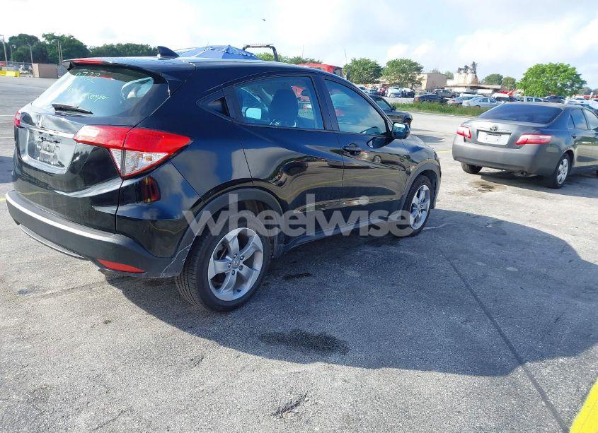 Photo 4 of 2019 Honda Hr-v LX (VIN 3CZRU5H36KG708883)