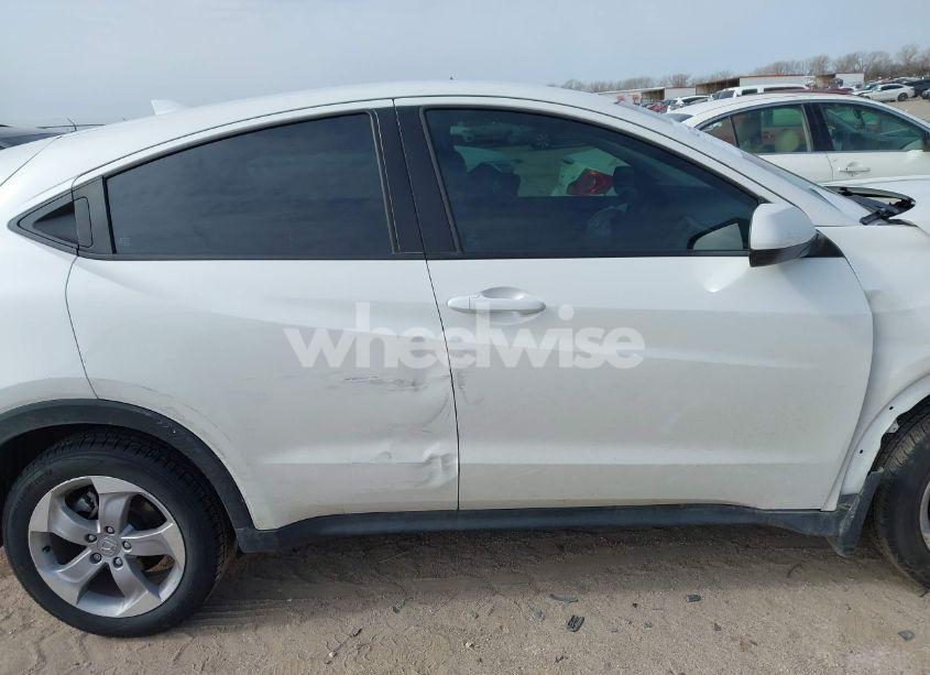 Photo 13 of 2021 Honda Hr-v 2WD LX (VIN 3CZRU5H36MM706538)