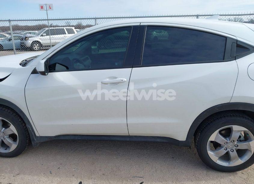 Photo 14 of 2021 Honda Hr-v 2WD LX (VIN 3CZRU5H36MM706538)