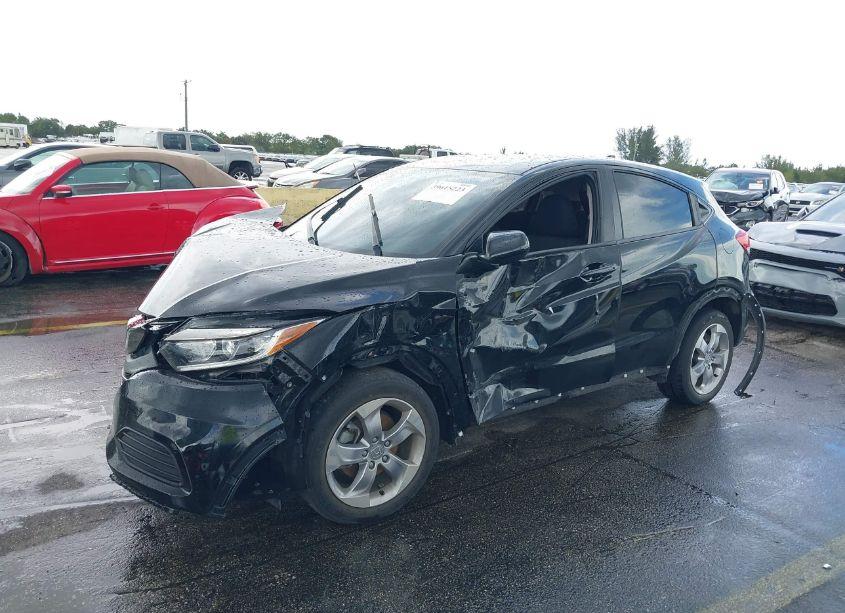 Photo 2 of 2021 Honda Hr-v 2WD LX (VIN 3CZRU5H36MM714848)