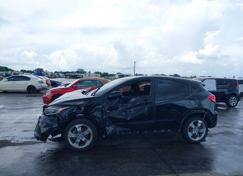 Photo 6 of 2021 Honda Hr-v 2WD LX (VIN 3CZRU5H36MM714848)