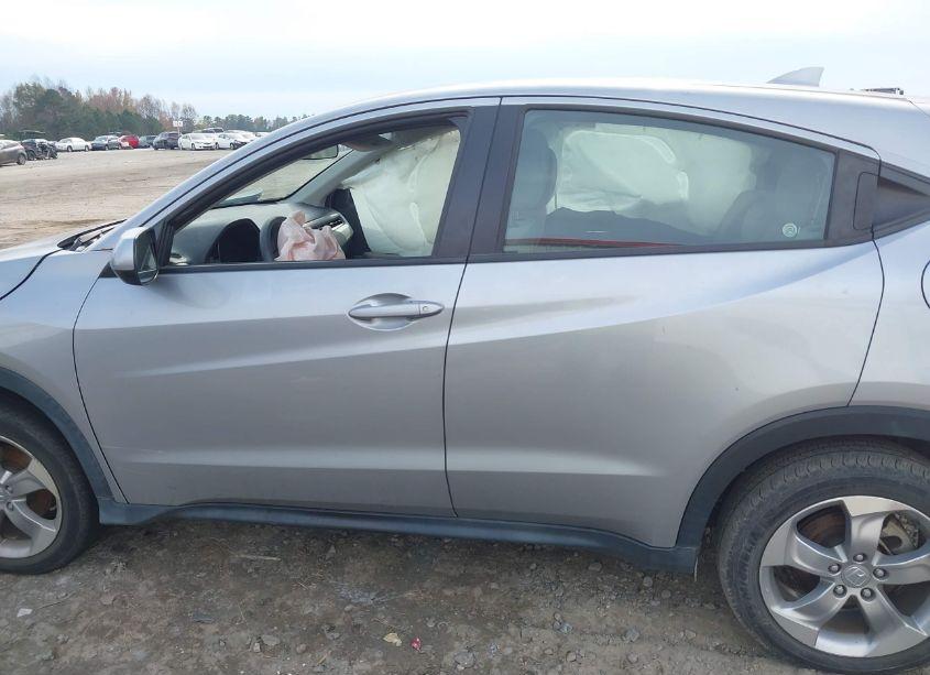 Photo 14 of 2021 Honda Hr-v 2WD LX (VIN 3CZRU5H36MM729950)