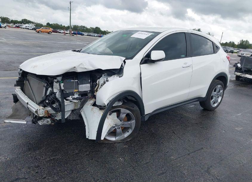 Photo 2 of 2022 Honda Hr-v 2WD LX (VIN 3CZRU5H36NM725236)