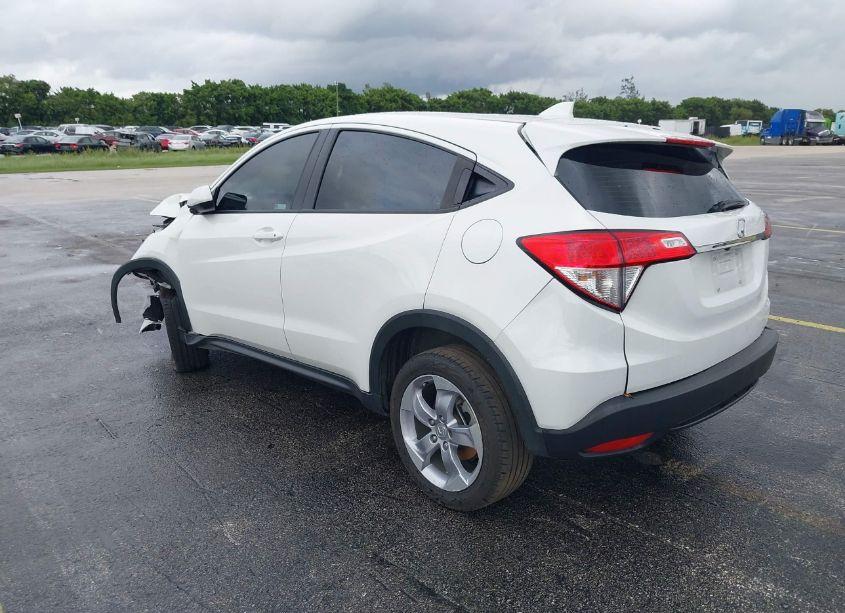 Photo 3 of 2022 Honda Hr-v 2WD LX (VIN 3CZRU5H36NM725236)