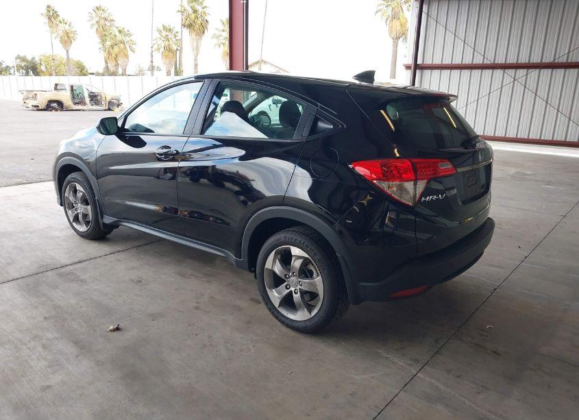 Photo 3 of 2022 Honda Hr-v 2WD LX (VIN 3CZRU5H36NM739878)
