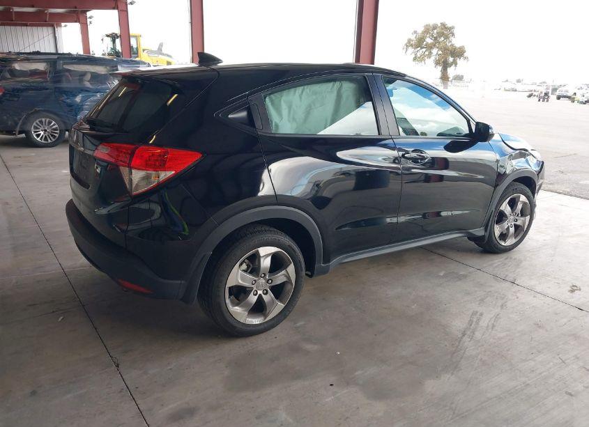 Photo 4 of 2022 Honda Hr-v 2WD LX (VIN 3CZRU5H36NM739878)