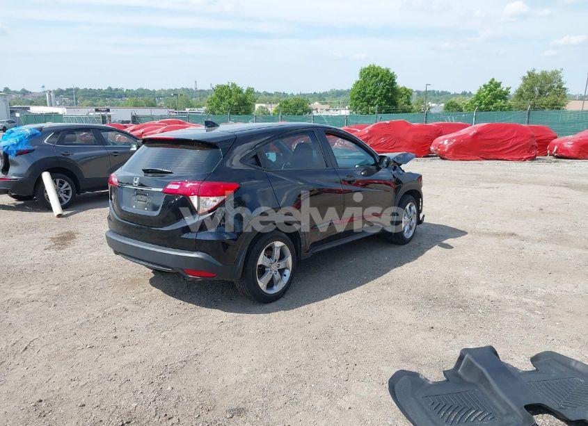 Photo 4 of 2022 Honda Hr-v 2WD LX (VIN 3CZRU5H36NM743817)