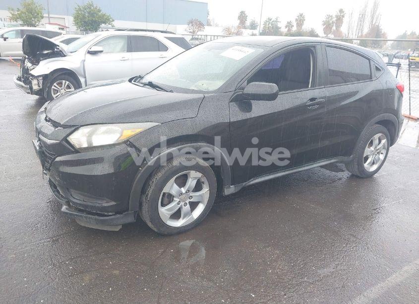 Photo 2 of 2016 Honda Hr-v LX (VIN 3CZRU5H37GM737348)