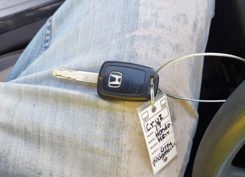 Photo 11 of 2017 Honda Hr-v LX (VIN 3CZRU5H37HG704205)