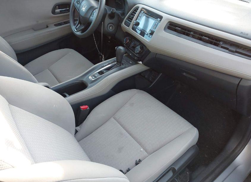 Photo 5 of 2017 Honda Hr-v LX (VIN 3CZRU5H37HG704205)