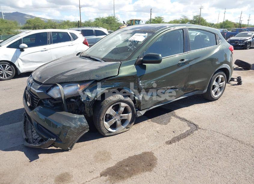 Photo 2 of 2018 Honda Hr-v LX (VIN 3CZRU5H37JG703433)