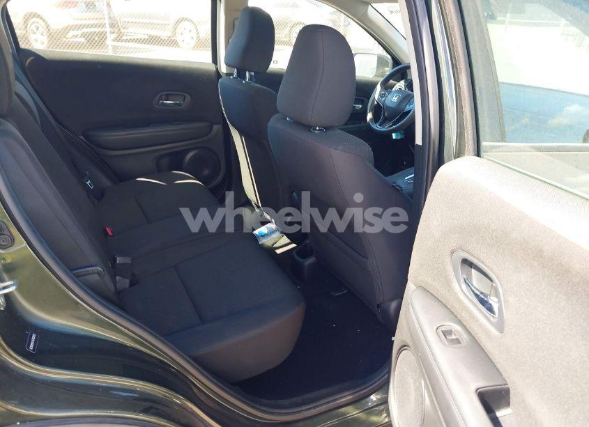 Photo 8 of 2018 Honda Hr-v LX (VIN 3CZRU5H37JG703433)