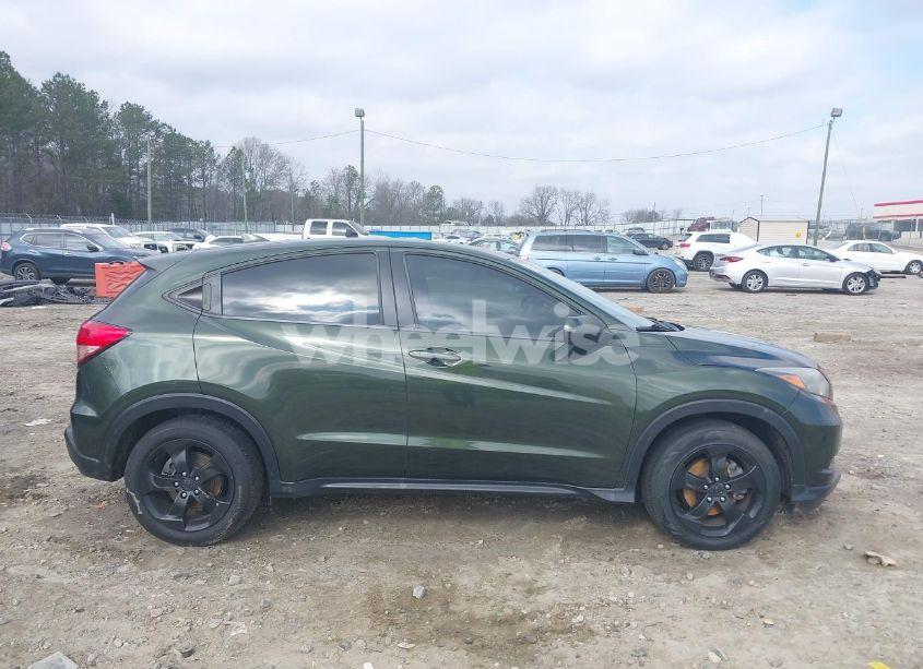 Photo 13 of 2018 Honda Hr-v LX (VIN 3CZRU5H37JM710366)